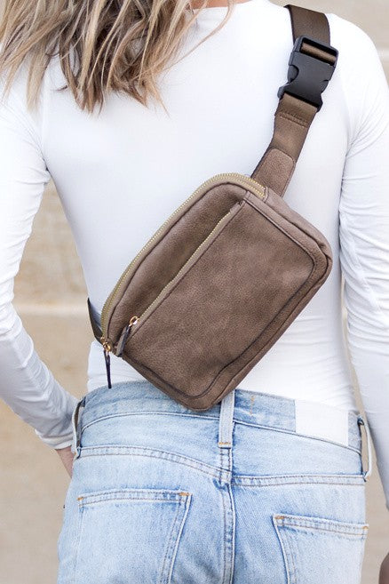 Women Presly Vegan Leather Everywhere Sling Belt Bag