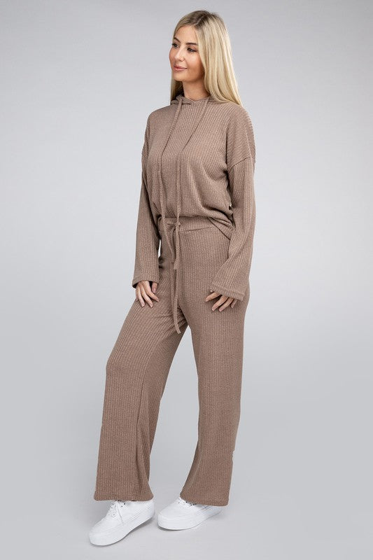 Women Beige Textured Top and Pants Set