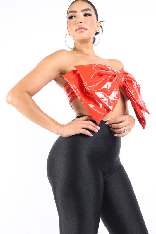 Shiny latex super size bow top